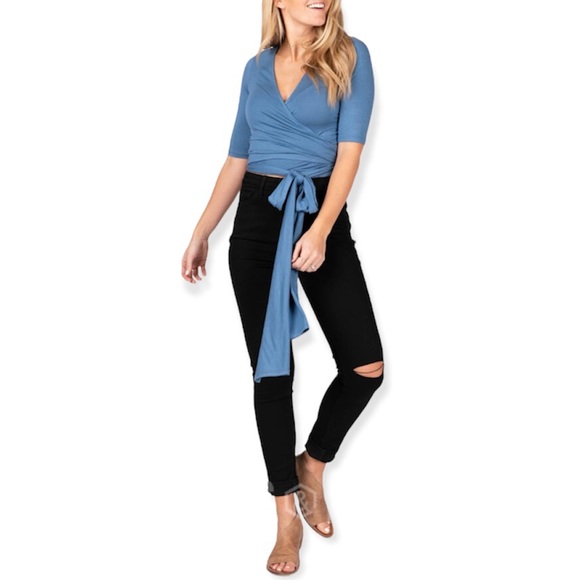 AGNES & DORA Wrap Around Top Pink Sand Deep V Neckline Half Sleeve New - Picture 6 of 10